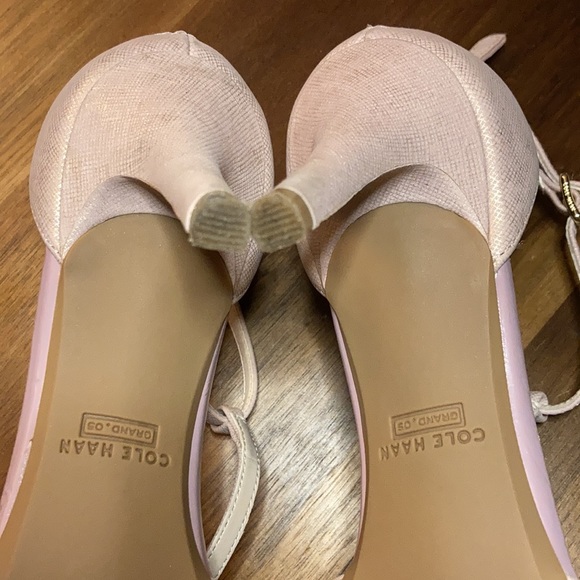 Cole Haan Prieta Pump - Picture 12 of 14